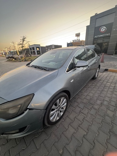 [OAندور] Opel Astra 2013 3rd Category